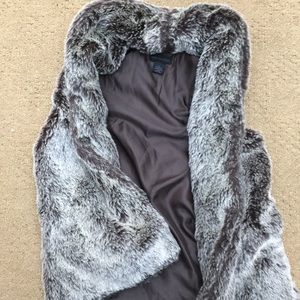 Beautiful Steve Madden faux fur vest